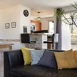 Le Clos Bellevue T3 Parking + Piscine *
