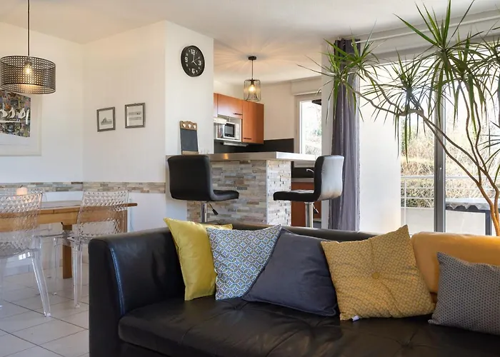 Le Clos Bellevue T3 Parking + Piscine *